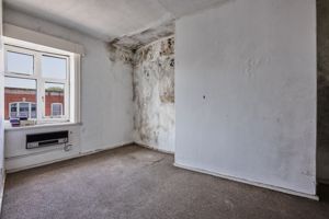 Photo 16- click for photo gallery